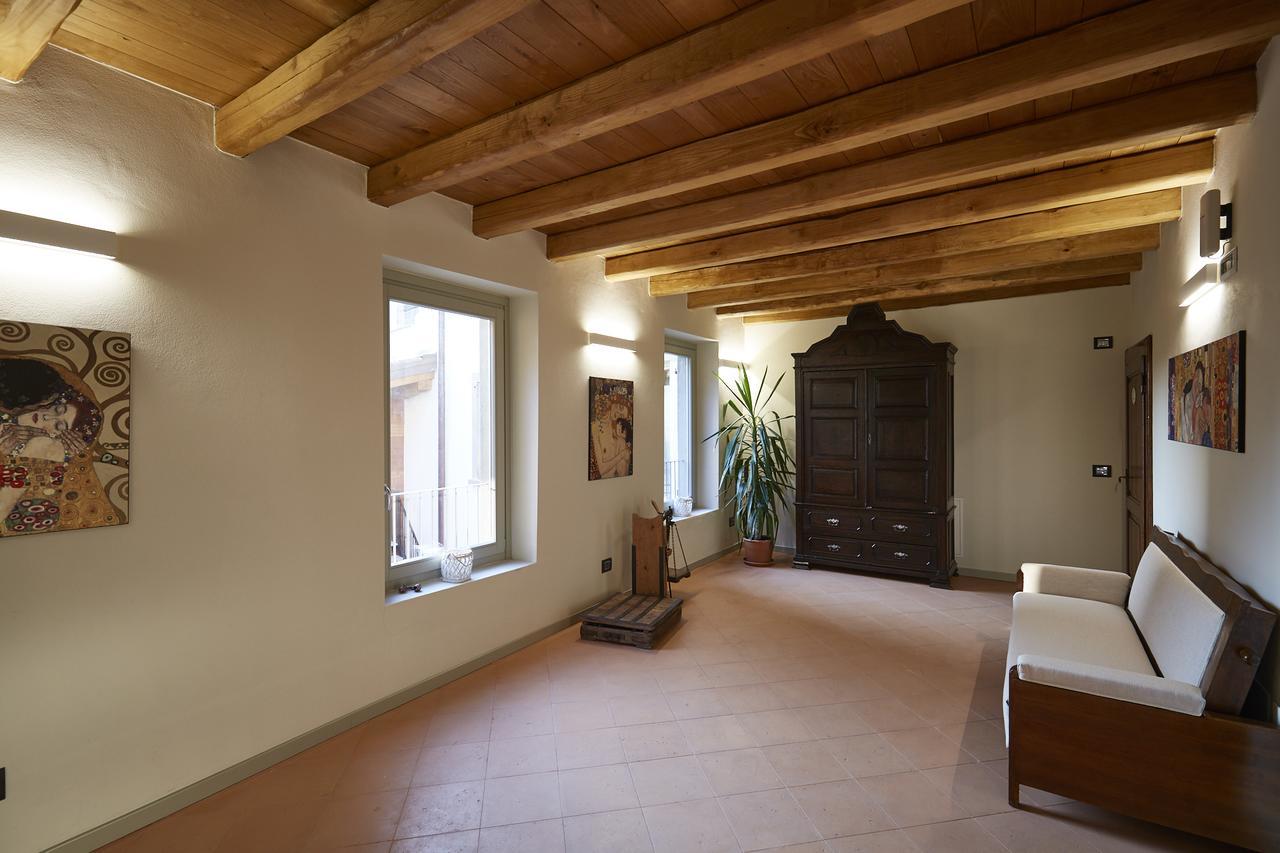 Bed and Breakfast Palazzo Eleonora Monasterolo del Castello Exteriér fotografie